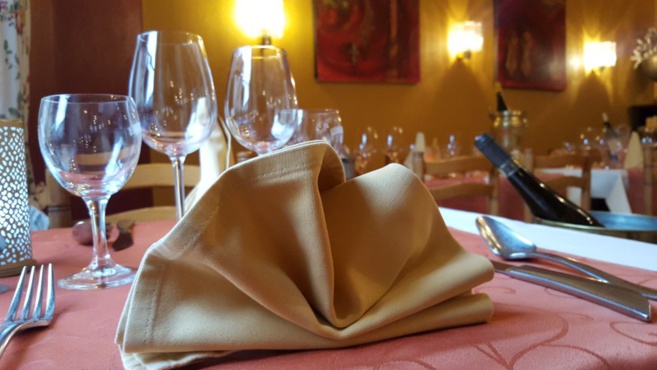 LE PAVILLON  LE PAVILLON