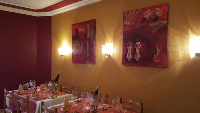 LE PAVILLON  LE PAVILLON