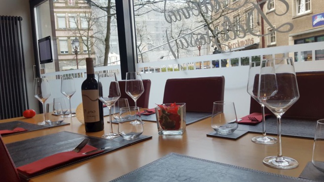 LA CAVERNA DELIZIOSA LA CAVERNA DELIZIOSA