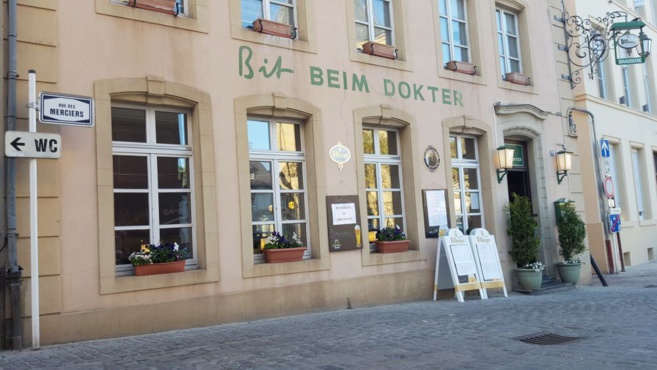 BIT BEIM DOKTER BIT BEIM DOKTER