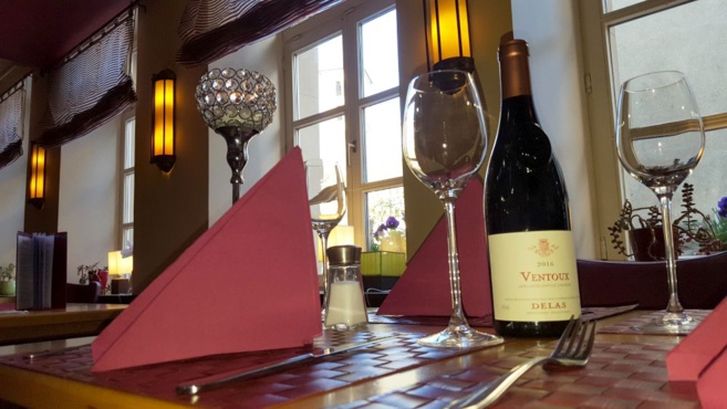 BIT BEIM DOKTER BIT BEIM DOKTER