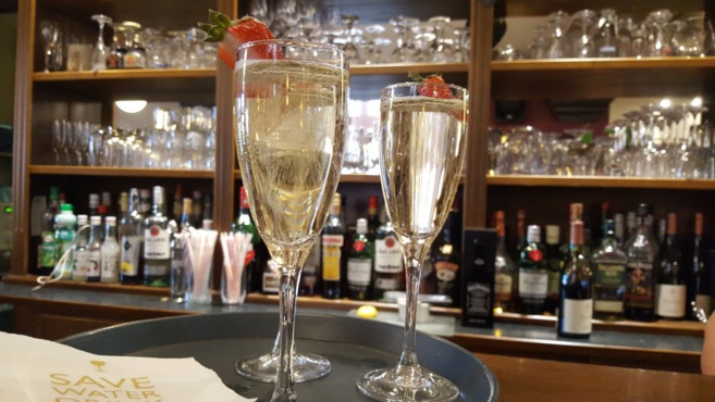 BIT BEIM DOKTER BIT BEIM DOKTER