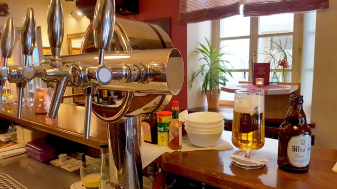 BIT BEIM DOKTER BIT BEIM DOKTER