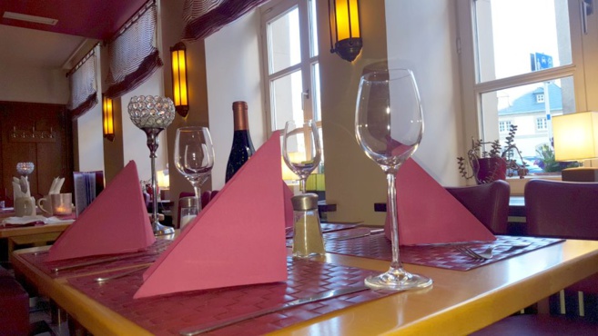 BIT BEIM DOKTER BIT BEIM DOKTER