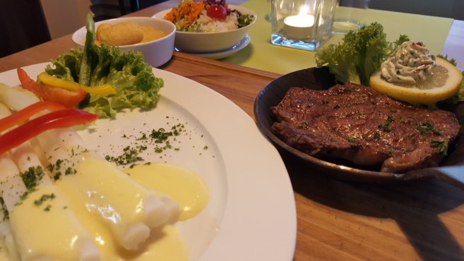 STEAK BAR