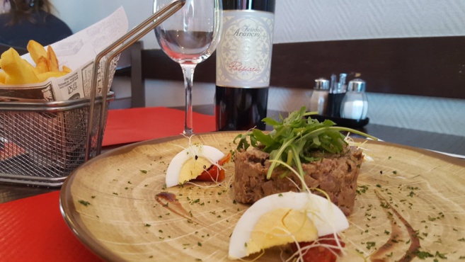 BRASSERIE DU CENTS BRASSERIE DU CENTS