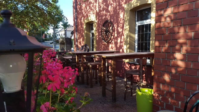 BRASSERIE DU CENTS BRASSERIE DU CENTS