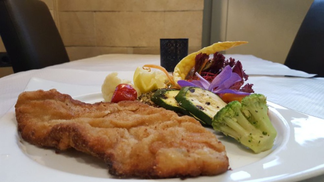 OKTAV AMADEUS OKTAV AMADEUS