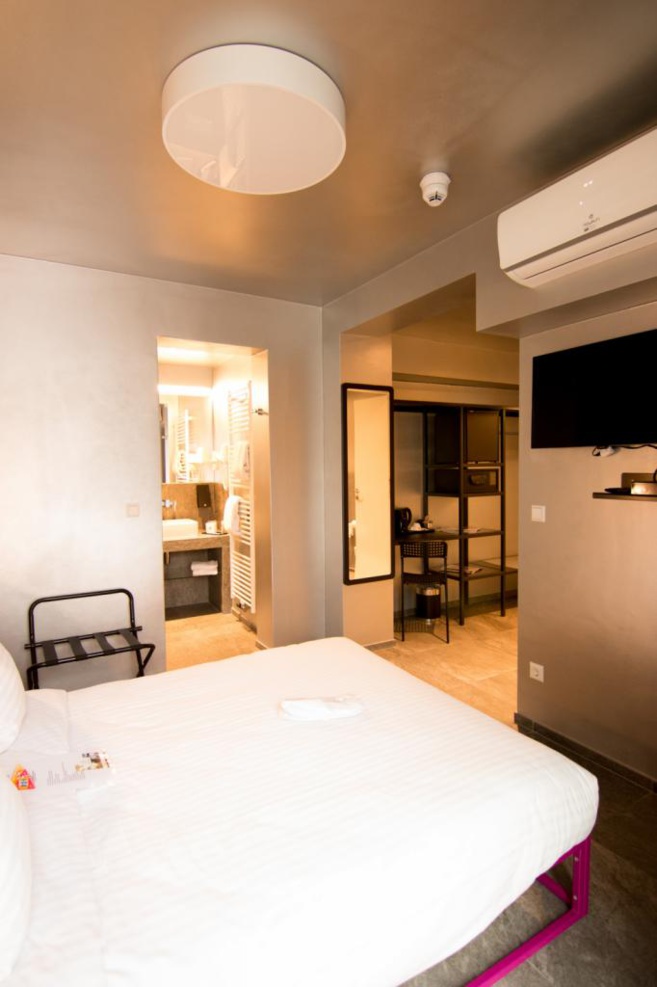 HÔTEL JJ32