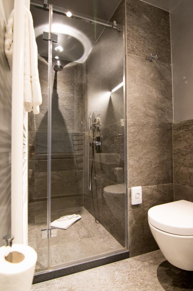 HÔTEL JJ32