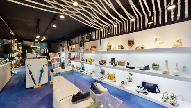 Lost Laces Lost Laces