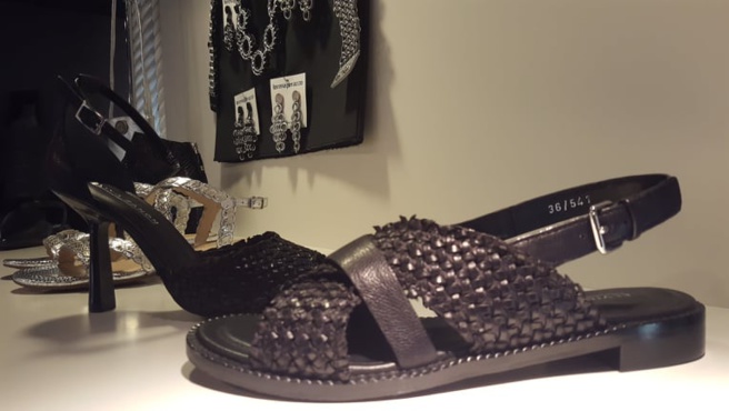 Lost Laces Lost Laces