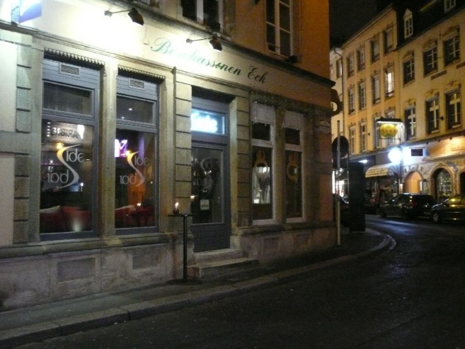 Side Bar